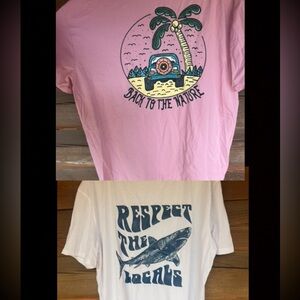 2 Men’s XXL tees Never worn